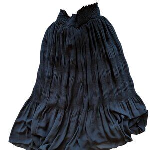 Mint Condition - Dark Green Skirt - Size Small